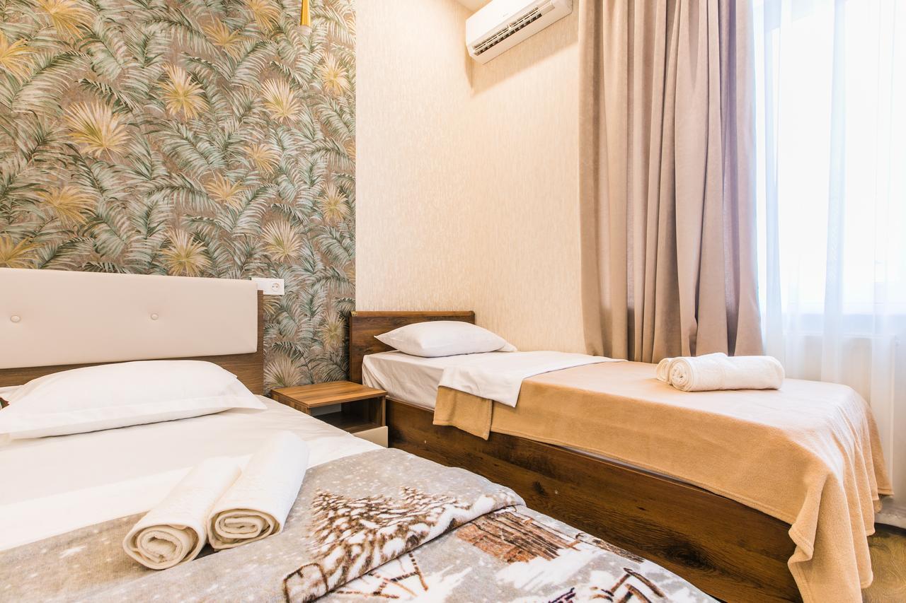Sweet Home 6 Vip At Rustaveli Avenue تبليسي المظهر الخارجي الصورة