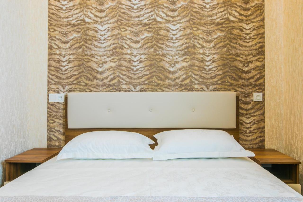 Sweet Home 6 Vip At Rustaveli Avenue تبليسي المظهر الخارجي الصورة